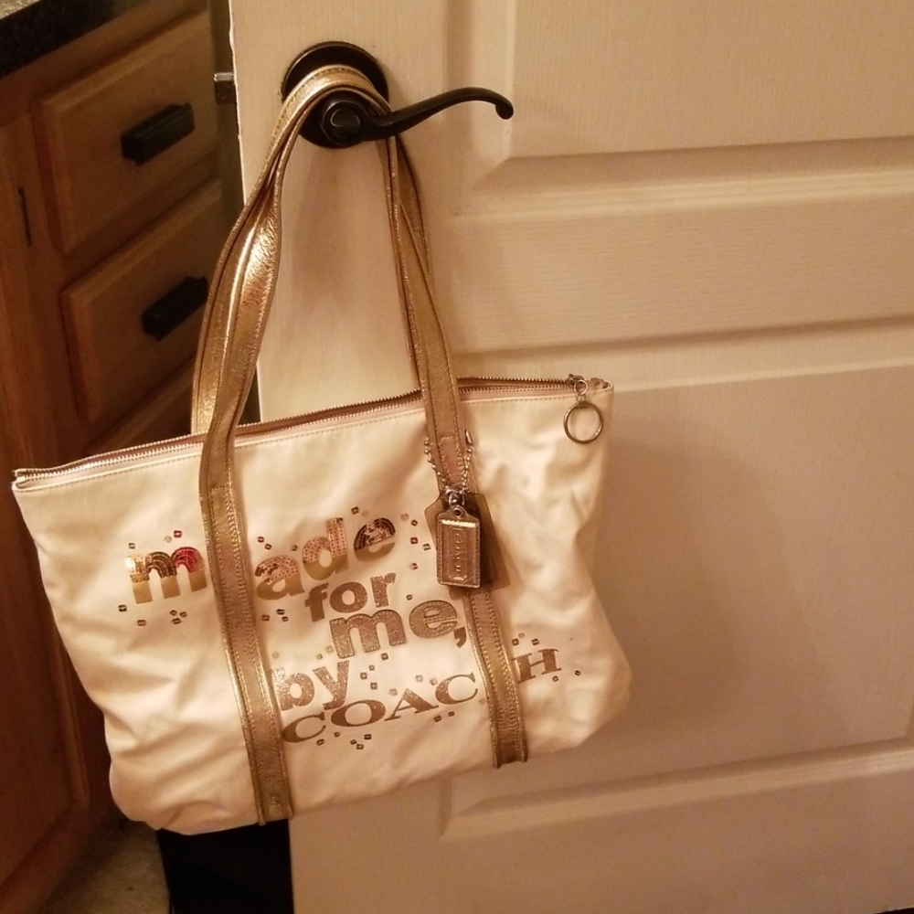 Coach tote